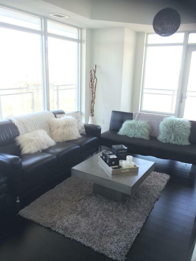 Square One Fully Furnished Suite ميسيسوجا المظهر الخارجي الصورة
